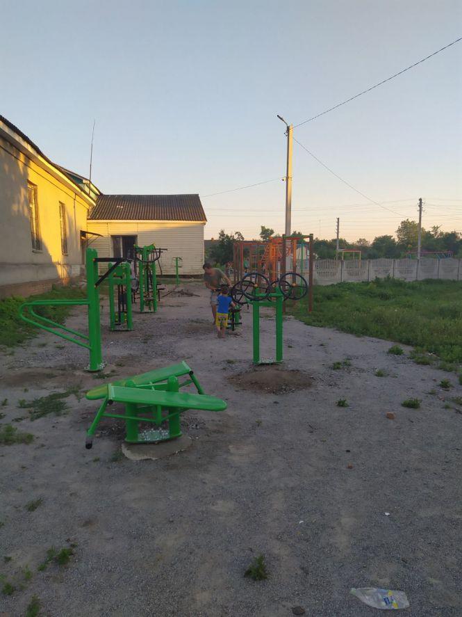 Новини Козятина - фото з У селі Козятин встановили інклюзивний майданчик