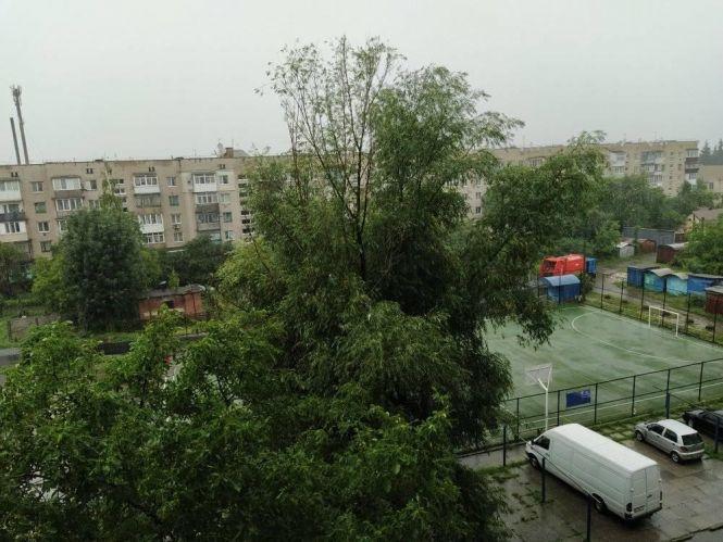 Новини Козятина - фото з Козятин сьогодні: місто залило дощем Козятин сьогодні: місто залило дощем, фото №4 на сайті 20minut.ua