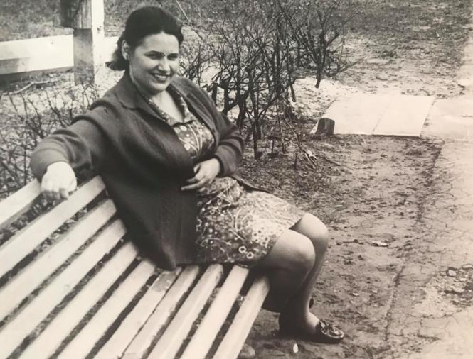 “Коли Сталін помер, всі ридали”: пенсіонерка з Хмельницького розповіла про життя в Радянському Союзі, фото №4 на сайті vsim.ua