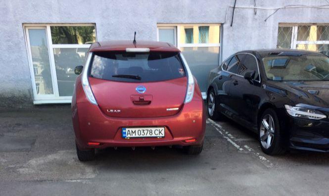 Новини Житомира - фото з У семи няньок дитя без ока, або Як бардак в обласній раді допомагає робити політику перед виборами У семи няньок дитя без ока, або Як бардак в обласній раді допомагає робити політику перед виборами, фото №6 на сайті 20minut.ua