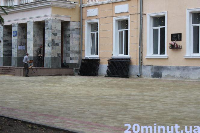 Новини Тернополя - фото з Як змінилось місто під час карантину. Що ще потрібно зробити? (ФОТОРЕПОРТАЖ) Як змінилось місто під час карантину. Що ще потрібно зробити? (ФОТОРЕПОРТАЖ), фото №3 на сайті 20minut.ua