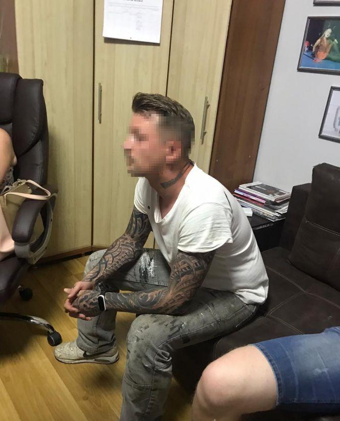 Фото і відео оголених дітей з Вінниці продавали за кордон. На лаві підсудних українка й австрієць, фото №3 на сайті 20minut.ua