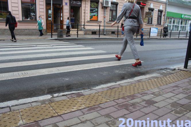 Новини Тернополя - фото з Як змінилось місто під час карантину. Що ще потрібно зробити? (ФОТОРЕПОРТАЖ) Як змінилось місто під час карантину. Що ще потрібно зробити? (ФОТОРЕПОРТАЖ), фото №4 на сайті 20minut.ua