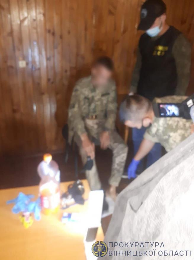 На Вінниччині співробітник колонії продавав наркотики засудженим, фото №1 на сайті 20minut.ua