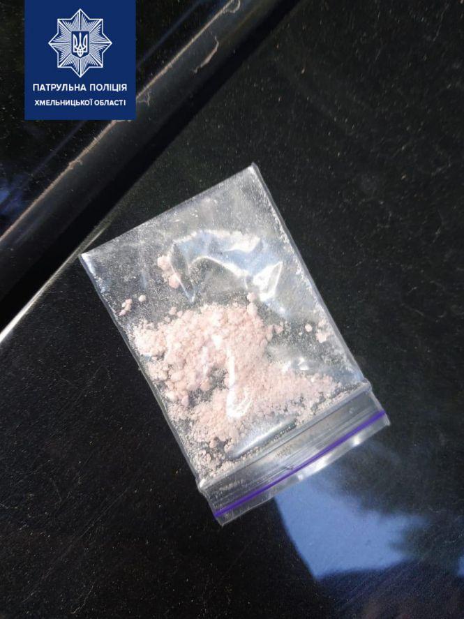 Новини Хмельницького - фото з На Заводській затримали водія з наркотиками На Заводській затримали водія з наркотиками, фото №1 на сайті vsim.ua