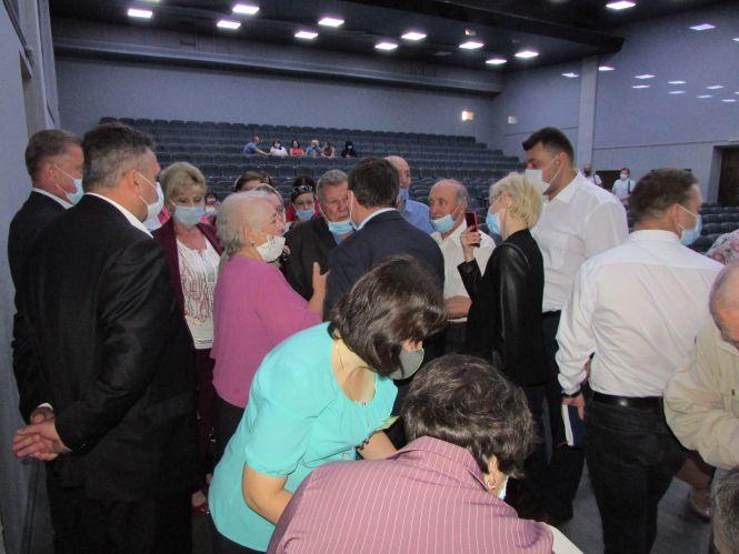 Губернатор в Козятині. Говорили і про районування, і про якість води, фото №1 на сайті 20minut.ua