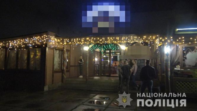 167 порушень карантинних обмежень виявили поліцейські, фото №2 на сайті 20minut.ua