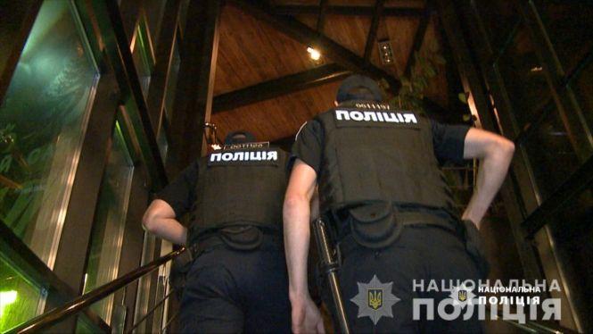 З трьох сотень перевірених закладів, лише 14 порушували карантин, фото №1 на сайті 20minut.ua