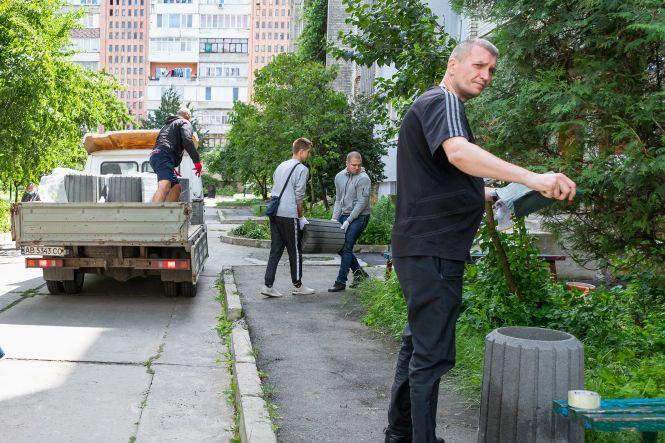 Вадим Кудіяров: «Запустили проект «Кидай сміття в урну – зроби наше місто чистішим!» (Пресслужба депутата ВМР Вадима Кудіярова), фото №3 на сайті 20minut.ua