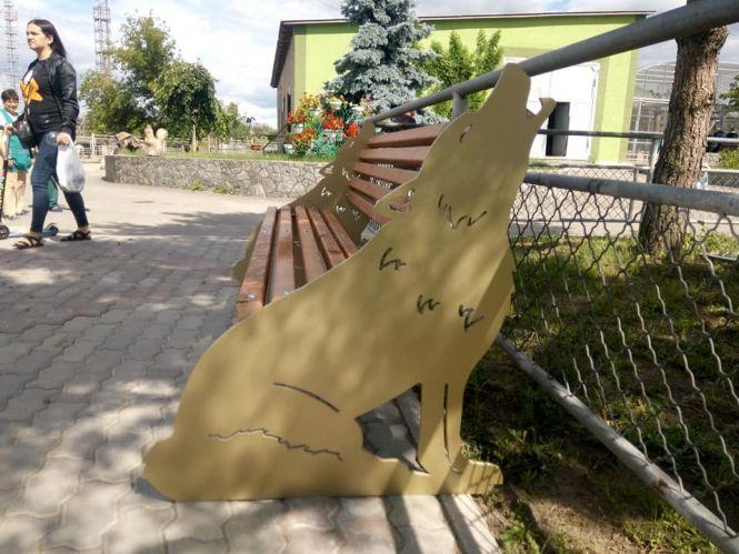 Новини Вінниці - фото з ФОТО ДНЯ. У Подільському зоопарку з'явилися креативні лавки ФОТО ДНЯ. У Подільському зоопарку з'явилися креативні лавки, фото №4 на сайті 20minut.ua