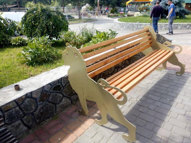 Новини Вінниці - фото з ФОТО ДНЯ. У Подільському зоопарку з'явилися креативні лавки ФОТО ДНЯ. У Подільському зоопарку з'явилися креативні лавки, фото №3 на сайті 20minut.ua