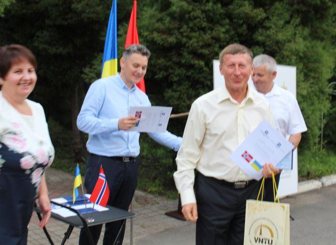 Новини Вінниці - фото з «Не так страшно, як здавалося». Військових у Вінниці навчали бізнесу на прикладі Ілона Маска «Не так страшно, як здавалося». Військових у Вінниці навчали бізнесу на прикладі Ілона Маска, фото №5 на сайті 20minut.ua