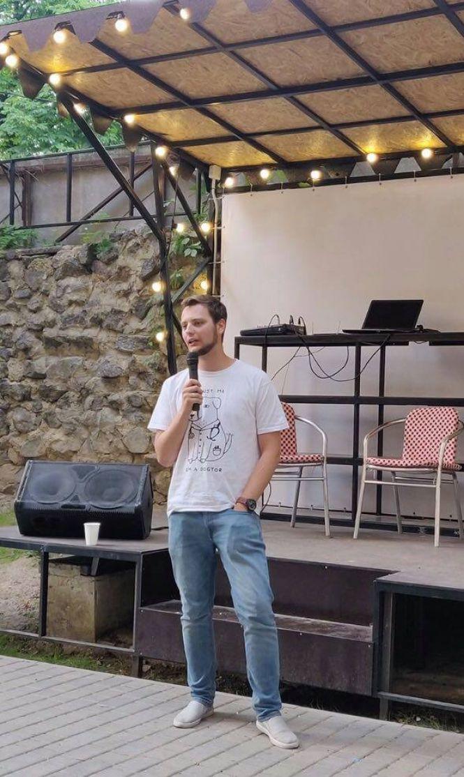 Новини Вінниці - фото з У тролейбусі заразитися на ковід легше, ніж у турецькому басейні, — кажуть експерти У тролейбусі заразитися на ковід легше, ніж у турецькому басейні, — кажуть експерти, фото №3 на сайті 20minut.ua