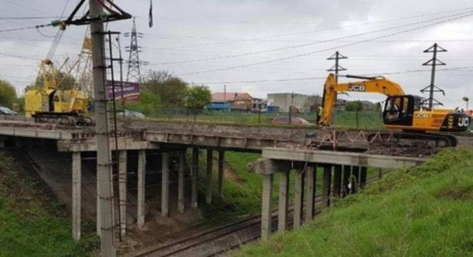 Команда «Слуги народу» з Тернопільщини добилась виділення 190 мільйонів на Гаївський міст! (Пресслужба партії), фото №2 на сайті 20minut.ua
