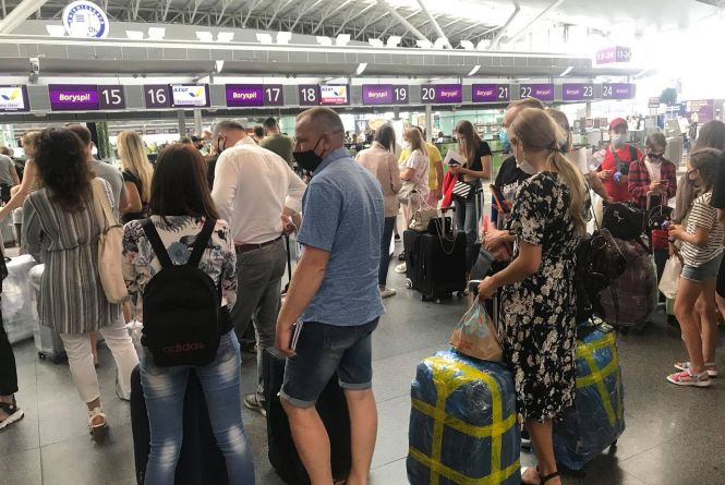 Новини Вінниці - фото з Важливе за тиждень. Найцікавіші новини від 13 до 20 липня, які ви могли пропустити В масках, без нічних шоу і кондиціонерів: карантинний відпочинок в Туреччині очима журналіста