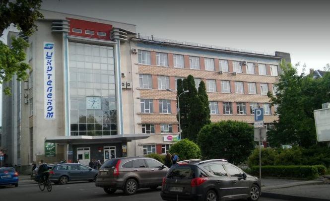 Новини Тернополя - фото з "Гірко" і весільні музики – так живуть люди над Офісом щастя. Тернополянка придумала, куди переїхати РАЦСу "Гірко" і весільні музики – так живуть люди над Офісом щастя. Тернополянка придумала, куди переїхати РАЦСу, фото №2 на сайті 20minut.ua