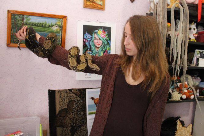«Батьки думали, що я це переросту». Вінничанка тримає вдома лисиць, змій та геконів, фото №9 на сайті 20minut.ua
