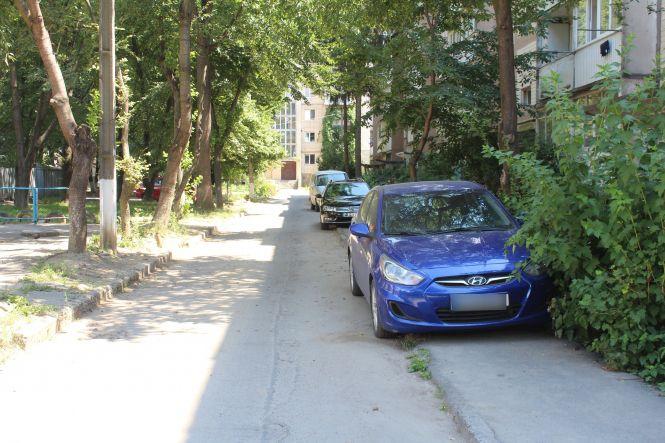 Новини Вінниці - фото з «Потрібно 10-12 годин, щоб зійшла вода». На Космонавтів підтоплює будинок «Потрібно 10-12 годин, щоб зійшла вода». На Космонавтів підтоплює будинок, фото №4 на сайті 20minut.ua