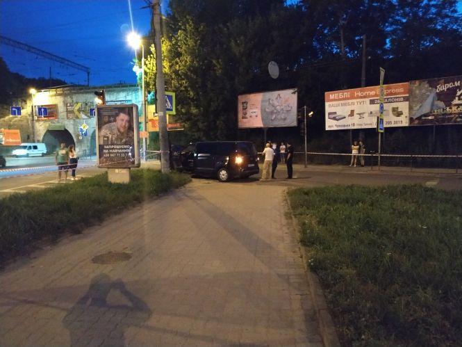 Біля 6-го магазину шукали вибухівку. Що відомо?, фото №1 на сайті 20minut.ua