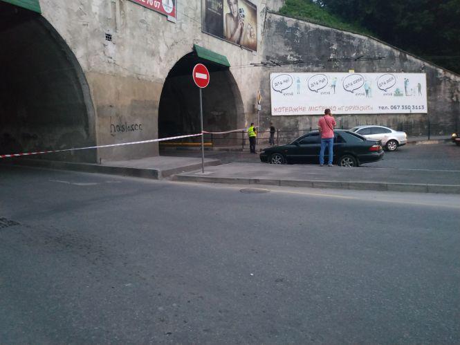 Біля 6-го магазину шукали вибухівку. Що відомо?, фото №3 на сайті 20minut.ua