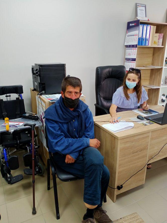 Протез для безхатченка: історія про Анатолія, якому поїздом відрізало ногу, фото №1 на сайті 20minut.ua