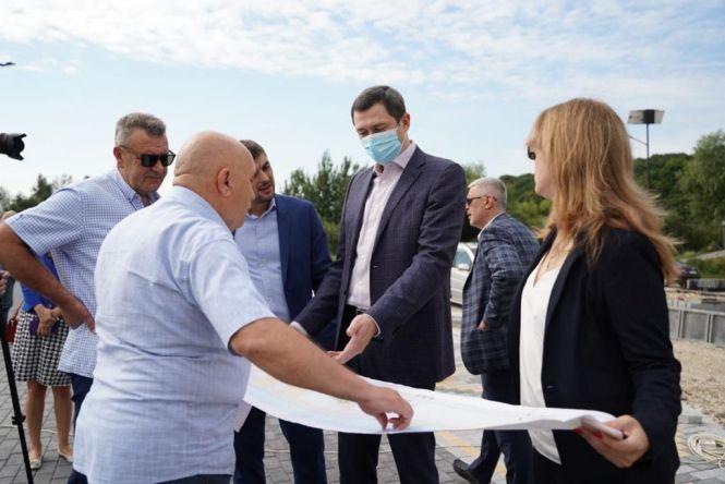 На Тернопільщині міністр проінспектував виконання програми президента «Велике будівництво» (ПРЕССЛУЖБА), фото №1 на сайті 20minut.ua