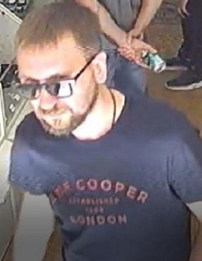 Новини Вінниці - фото з Обікрали магазин «Риболов». Підозрюють чоловіка на фото Обікрали магазин «Риболов». Підозрюють чоловіка на фото, фото №1 на сайті 20minut.ua