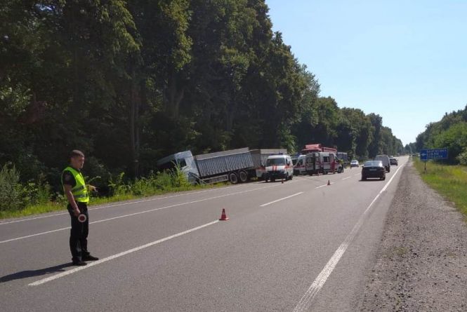 Новини Вінниці - фото з Важливе за вчора. Найцікавіші новини 28 липня, які ви могли пропустити «Виїхав на зустрічну смугу»: перші подробиці смертельної аварії у Немирівському районі