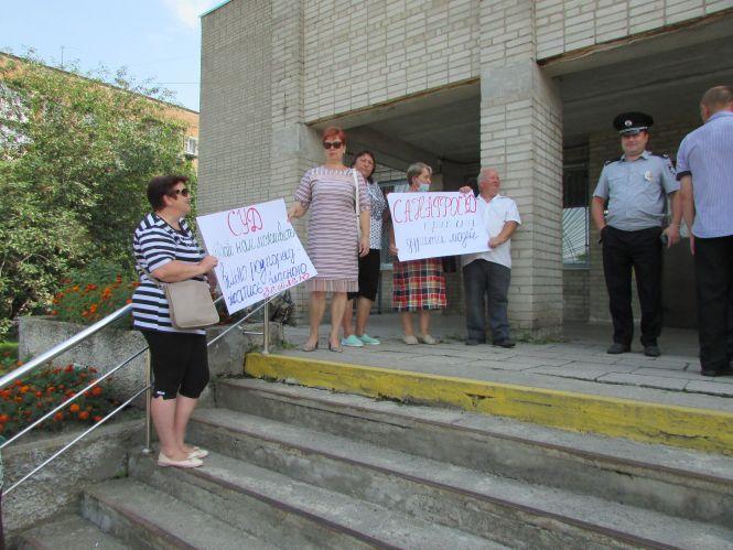 Пайовики відстоюють свою землю в суді: «Що нам зробити, щоб нас почули?», фото №3 на сайті 20minut.ua