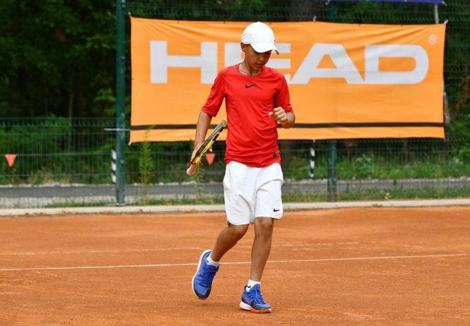 Новини Хмельницького - фото з Юний тенісист з Хмельницького став чемпіоном України Юний тенісист з Хмельницького став чемпіоном України, фото №1 на сайті vsim.ua