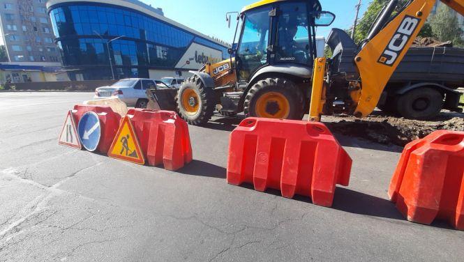 За рядом адрес відключили гарячу воду. Чому та на скільки?, фото №1 на сайті 20minut.ua