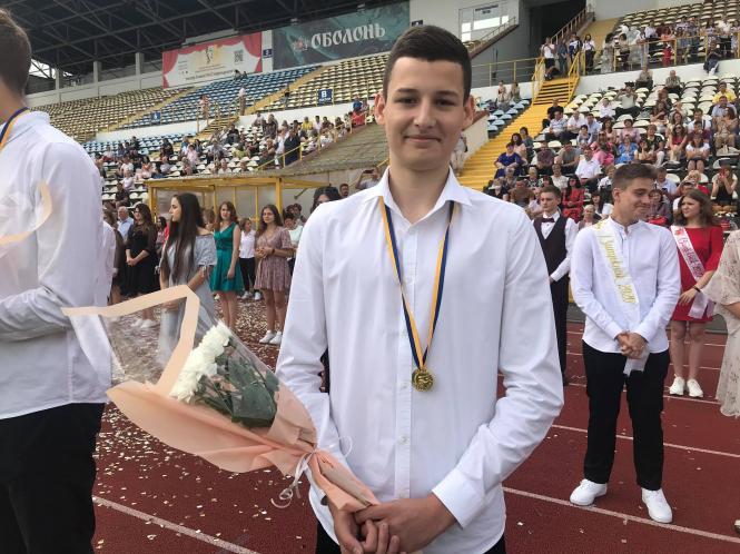 Новини Хмельницького - фото з Життя за кордоном або робота медиком: хмельницькі випускники-медалісти розповіли про плани на майбутнє Нет описания.