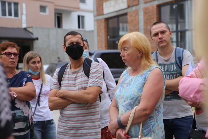Новини Вінниці - фото з «Забудовник погрожує нам розправою». Вінничани вже п’ятий рік борються за своє житло «Забудовник погрожує нам розправою». Вінничани вже п’ятий рік борються за своє житло, фото №2 на сайті 20minut.ua