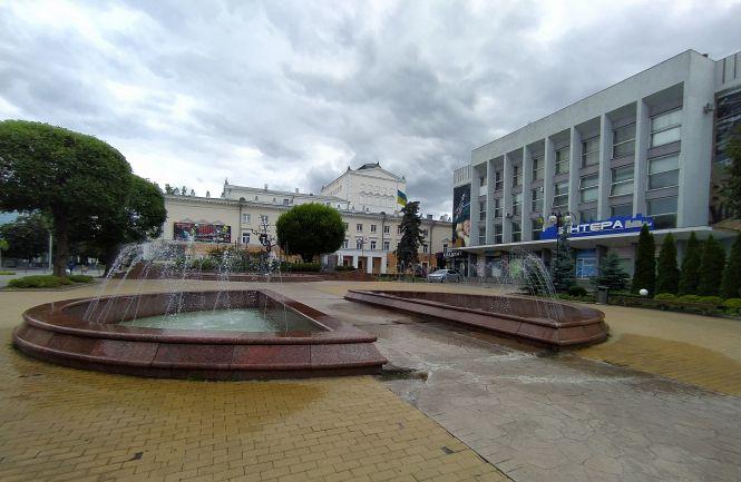 Новини Вінниці - фото з У Вінниці знову працюють фонтани. Фоторепортаж з наших водограїв У Вінниці знову працюють фонтани. Фоторепортаж з наших водограїв, фото №7 на сайті 20minut.ua