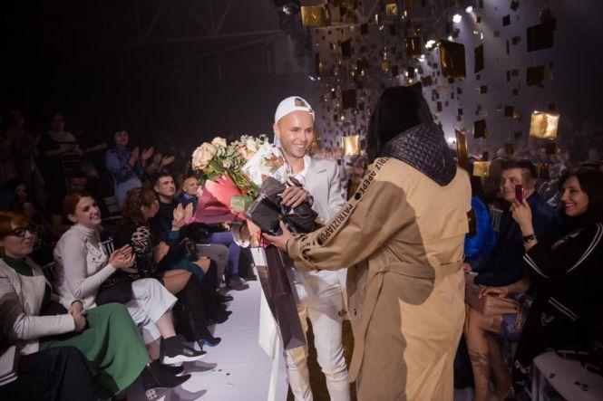 Новини Вінниці - фото з «Коли сліпо закоханий, чужа думка на почуття не впливає». Історія успіху дизайнера Очеретного «Коли сліпо закоханий, чужа думка на почуття не впливає». Історія успіху дизайнера Очеретного, фото №12 на сайті 20minut.ua