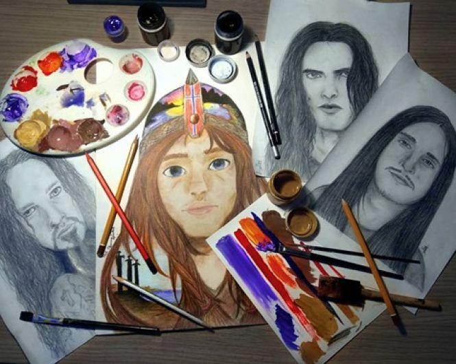 Юля захоплюється малюванням. На фото її роботи
