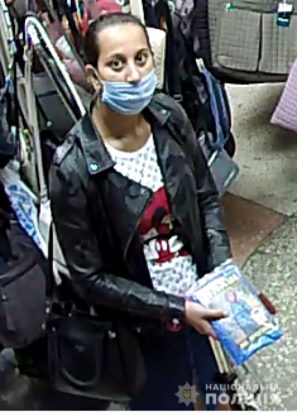 Новини Вінниці - фото з З дитиною на руках та схожі на циганок. Допоможіть впізнати підозрюваних З дитиною на руках та схожі на циганок. Допоможіть впізнати підозрюваних, фото №2 на сайті 20minut.ua