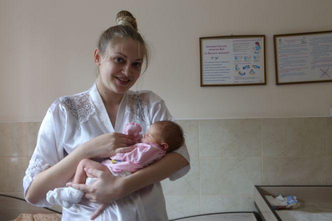 Новини Вінниці - фото з «Стати мамою — це як злітати в космос — незабутньо»: репортаж з пологового відділення «Стати мамою — це як злітати в космос — незабутньо»: репортаж з пологового відділення, фото №4 на сайті 20minut.ua