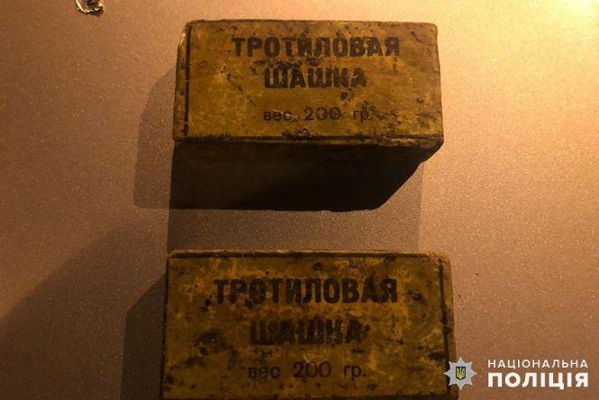 Затримали чоловіків, які обікрали будинок у Хмельницькому, фото №2 на сайті vsim.ua