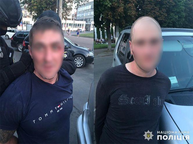 Затримали чоловіків, які обікрали будинок у Хмельницькому, фото №3 на сайті vsim.ua