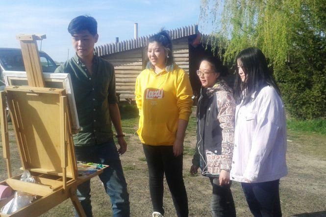 Сиділи козаки під вербами… У Тульчині міжнародна виставка до ювілею  «Козацької левади», фото №14 на сайті 20minut.ua