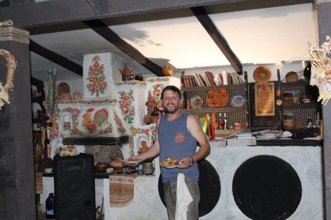 Сиділи козаки під вербами… У Тульчині міжнародна виставка до ювілею  «Козацької левади», фото №10 на сайті 20minut.ua