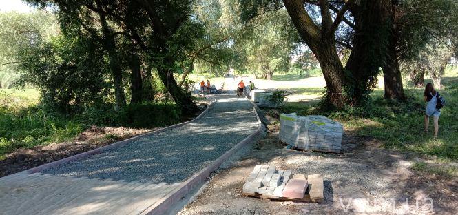 Новини Хмельницького - фото з Зона відпочинку на Озерній: що зробили та коли закінчать (ФОТО, ВІДЕО) Зона відпочинку на Озерній: що зробили та коли закінчать (ФОТО, ВІДЕО), фото №12 на сайті vsim.ua