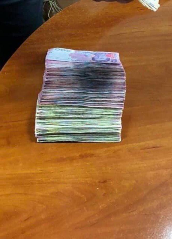 Схема на мільйон. Чиновники Пенсійного фонду Хмельниччини попалися на привласненні коштів, фото №1 на сайті vsim.ua