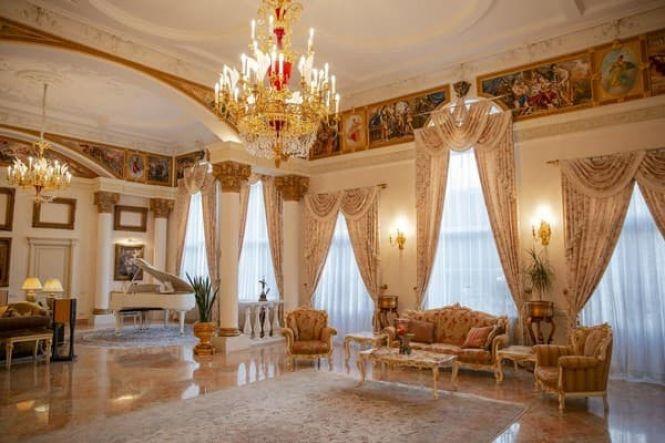 Новини Вінниці - фото з Маєток, віпи і Настя Каменських: як вінницький ковбасний магнат доньку заміж видавав Маєток, віпи і Настя Каменських: як вінницький ковбасний магнат доньку заміж видавав, фото №7 на сайті 20minut.ua