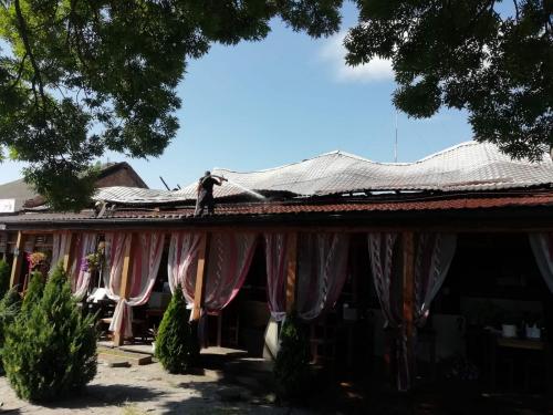 Новини Житомира - фото з У Хажині на Бердичівщині горіло кафе 17.jpg