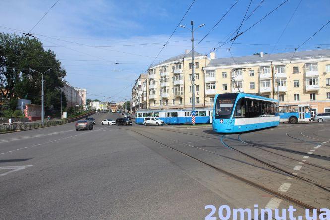 Новини Вінниці - фото з На площі Гагаріна з 17 серпня почнуть встановлювати світлофори На площі Гагаріна з 17 серпня почнуть встановлювати світлофори, фото №1 на сайті 20minut.ua