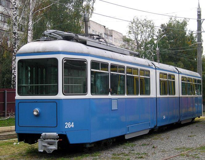 Новини Вінниці - фото з Фанати трамваїв: швейцарець у Вінниці орендував вагон і годину їздив по місту Фанати трамваїв: швейцарець у Вінниці орендував вагон і годину їздив по місту, фото №6 на сайті 20minut.ua