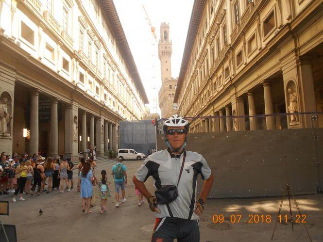 Новини Вінниці - фото з Крутить педалі до Говерли. Вінничанин планував побувати у Скандинавії, а поїхав у Карпати Крутить педалі до Говерли. Вінничанин планував побувати у Скандинавії, а поїхав у Карпати, фото №4 на сайті 20minut.ua