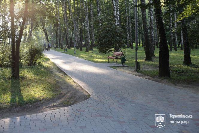 Новини Тернополя - фото з Ремонт сходів біля Літака завершено. Як тепер виглядає вхід в парк Нацвідродження (ФОТО) Ремонт сходів біля Літака завершено. Як тепер виглядає вхід в парк Нацвідродження (ФОТО), фото №3 на сайті 20minut.ua